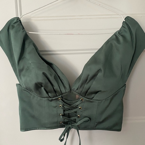 New corset top - Picture 2 of 3